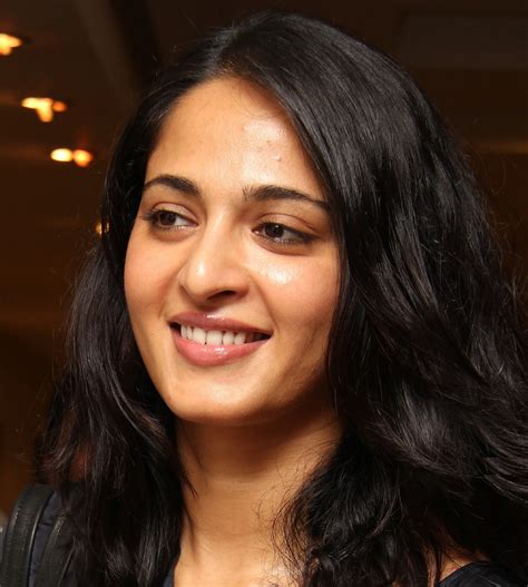 Anushka Shetty Gorgeous Oily Face Close Up Stills Anushka Shetty