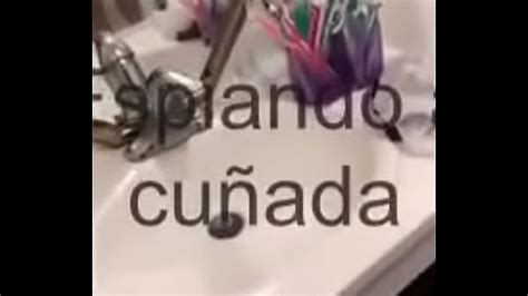 Mi cuñada bañandose xnxx2 Video