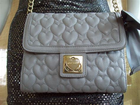 Betsey Johnson Crossbody Clutch Small Gray Purse Reversed Heart Lock