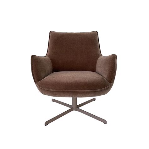 Fauteuil Pivotant En Velours Stella Marron Livin24