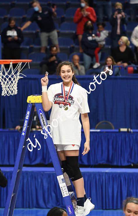 2021-04-10 KHSAA Girls Basketball State Championship - DJSportsPhotos