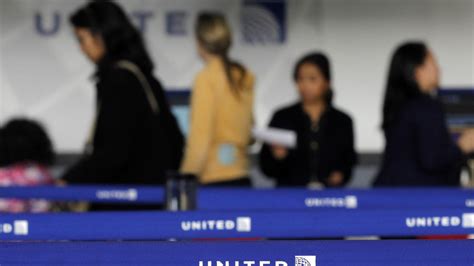 United Airlines CEO Resigns Amid Federal Investigation - The Atlantic