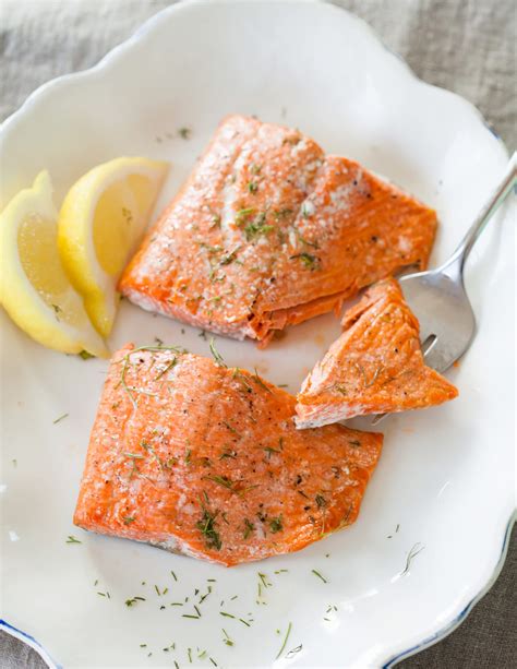 How to Cook Salmon in the Oven