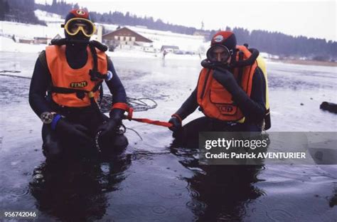 Dintervention Photos And Premium High Res Pictures Getty Images