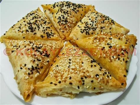 ISPANAKLI PATATESLİ ÜÇGEN MUSKA BÖREK