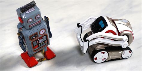 Anki Cozmo Robot Review 2018 - AI Toy Robot for Kids