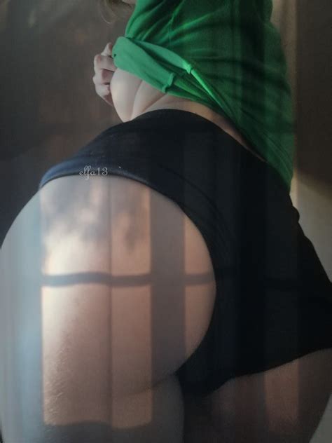 Squeeze My Ass Scrolller