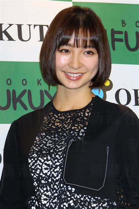 “不倫妻”篠田麻里子は「脱ぎ損」か？ 異例の再生回数を記録した復帰ドラマがなんとももったいないワケ（写真4） デイリー新潮