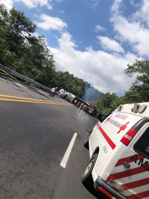 Mueren Dos Personas Calcinadas En Accidente Sobre La M Xico Tuxpan