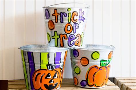 Personalized Trick or Treat Bucket Trick or Treat Bucket - Etsy