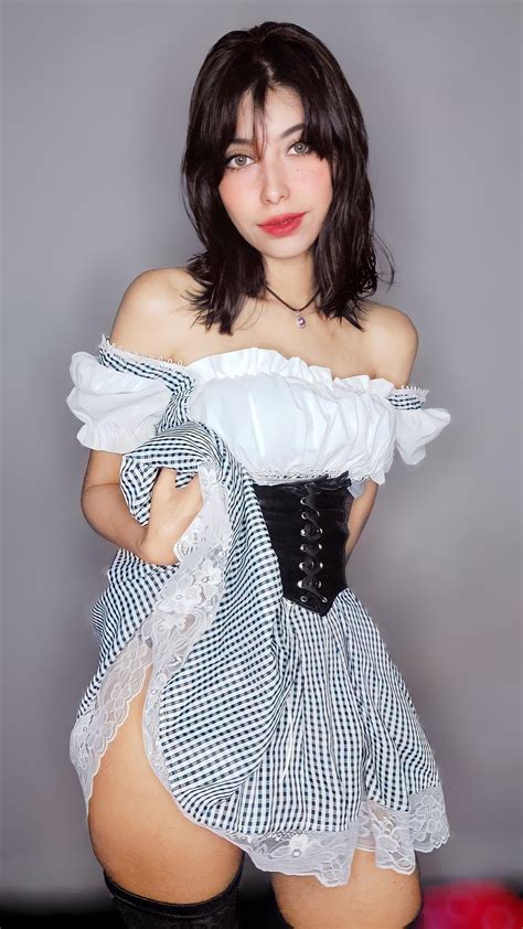 Lilywaifu Lily Waffle Lilylovesyouu Nude Onlyfans Leaks Photos Thefappening