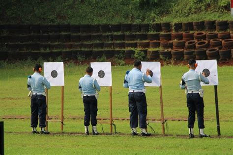 Asah Kemampuan Menembak Personel Koops Udara I Gelar Latihan Menembak