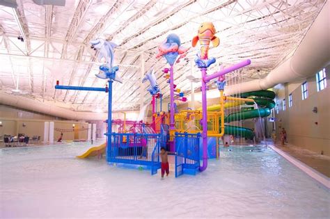 King's Pointe Indoor Waterpark // Playground | Indoor waterpark, Water park, Indoor water park ...