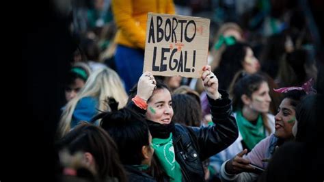 Impulso De Fern Ndez A La Ley Del Aborto Aviva La Pol Mica Con La