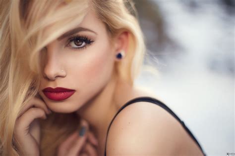Stunning Blonde Model With Brown Eyes And Bold Lipstick Hd Face Portrait