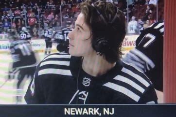 Pin By Sof On Bfs Hockey Girlfriend Hockey Players Hot Hockey Players