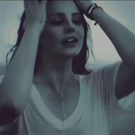 I Never Get Tired Of Lizzy 💋 [video] En 2024 Famosos Lana Del Rey Lana