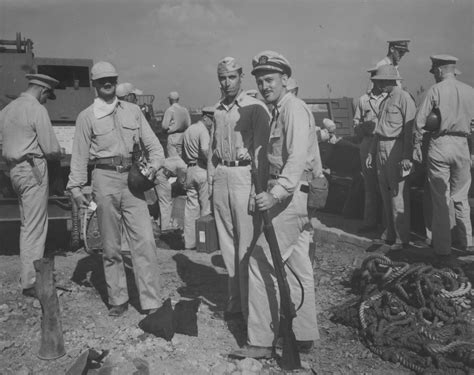 Photo Us Servicemen In Kwajalein Marshall Islands 1944 World War