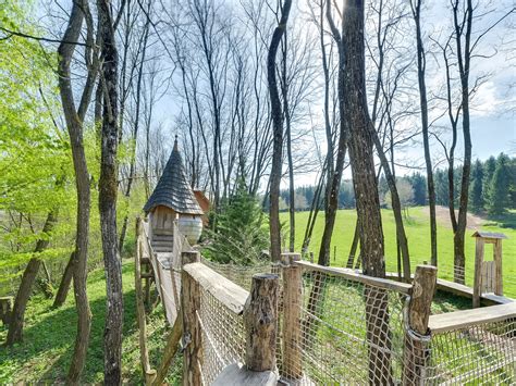 Cabane Des Acacias Cabane Sur Pilotis Bourgogne Franche Comt