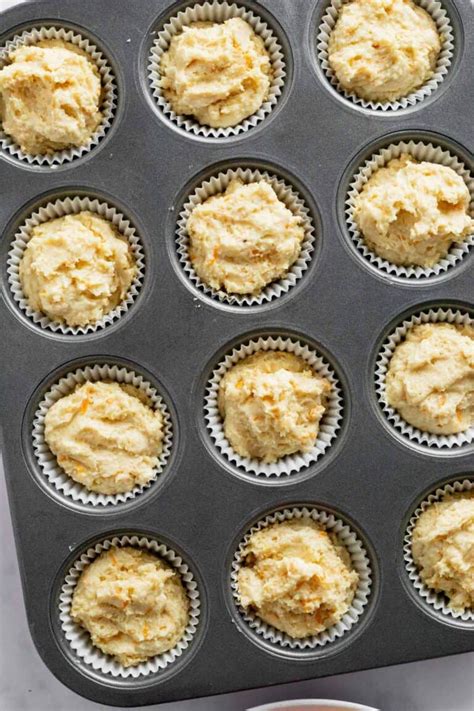 Super Moist Fresh Apricot Muffins - Cookrita