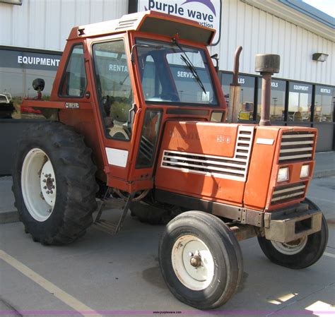 Fiat Hesston 580 Tractor With Cab In Derby Ks Item 8042 Sold