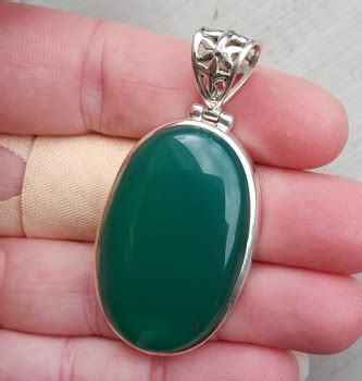 Zilveren Hanger Gezet Met Ovale Cabochon Geslepen Groene Onyx Verkocht