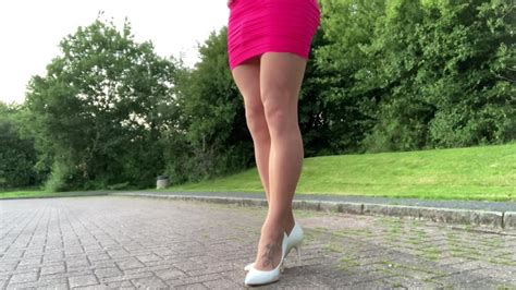 Road Walking In Pink Skirt And Pantyhose Gay Public Porn Xhamster