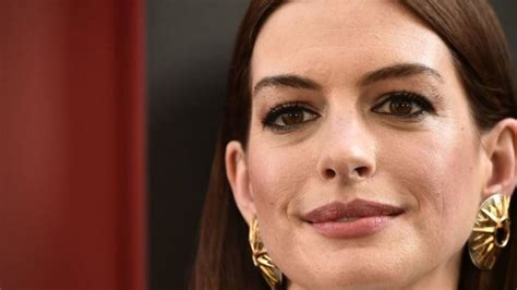 El Brutal Asesinato De Una Joven Que Hizo Que La Actriz Anne Hathaway