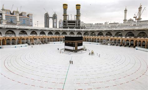 Symposium in Turkey debates changing aspects of hajj for Muslims