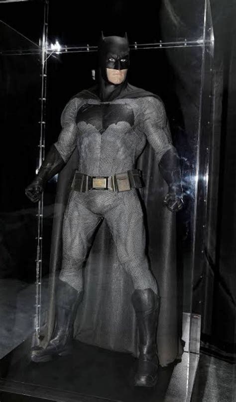 Kevros On Twitter A Realidade Que A Roupa Do Batfleck Maravilhosa