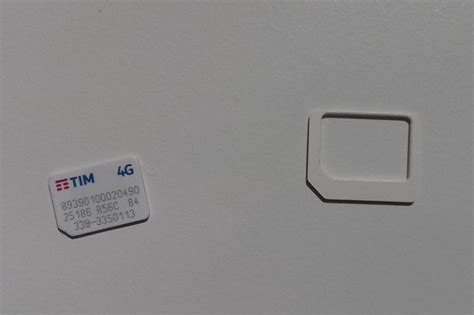 Stay Connected in Italy: Top 4 SIM Cards for Travelers