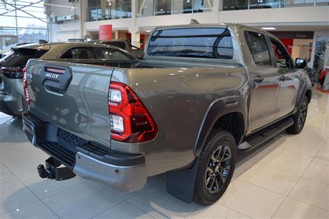 2023 Toyota Hilux 2.8L Double Cab - ECE Motors