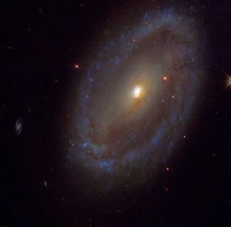 Hoag's Object Galaxy | HD Space Pictures