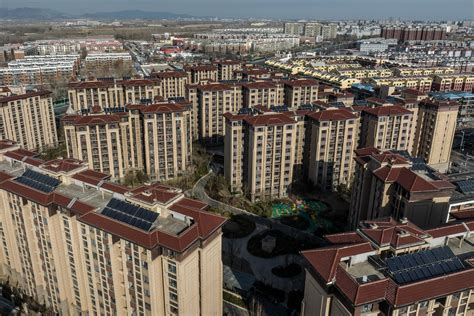 China Property Crisis Sees New Casualty With Languang Delisting The