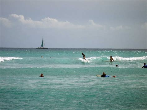 Surfing Waikiki | Surfing, Waikiki, Places to visit