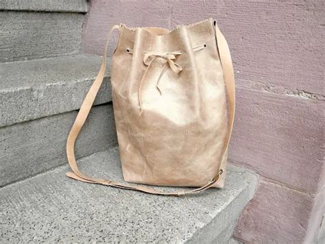 Coudre Un Sac Seau En Cuir By Lisouli Atelier Yuwa Ciao Jp