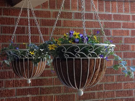 Wrought Iron Hanging Baskets Plant Decor Hanging Plants Plant Holders