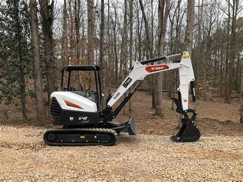 bobcat      pin  hydraulic excavator thumb  hoses