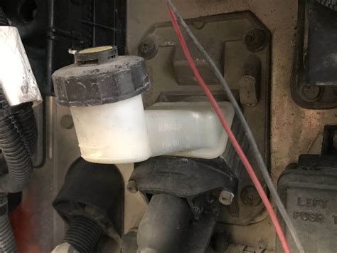 2012 Freightliner Cascadia Clutch Master Cylinder For Sale Council