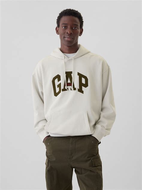 GapHeritage Heavyweight Logo Hoodie | Gap