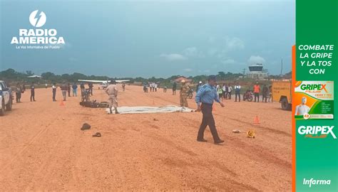 Mueren Dos Personas En Motocicleta Arrolladas Por Una Avioneta En El