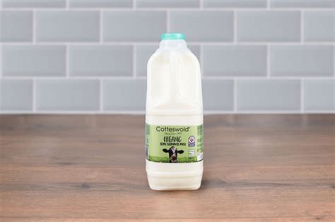 Cotteswold Dairy Organic Semi Skimmed Milk 2 Litres Cotteswold Dairy