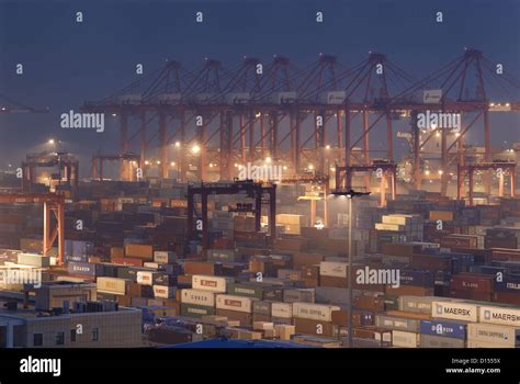 Shanghai harbour Yangshan Deep - Water Port at night Stock Photo - Alamy