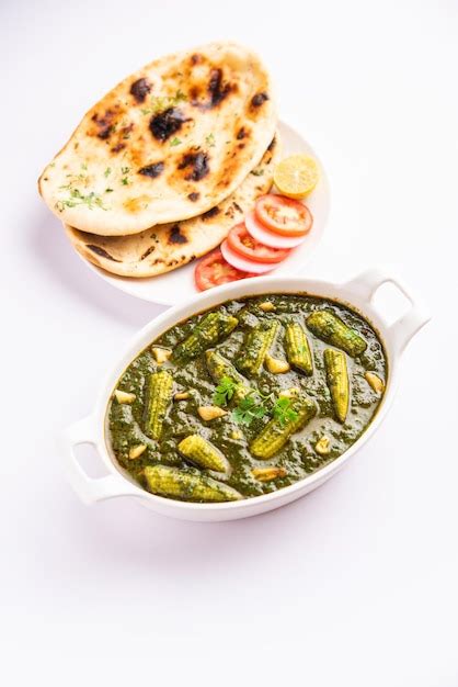 Premium Photo Palak Baby Corn Sabzi Also Known As Spinach Makai Curry