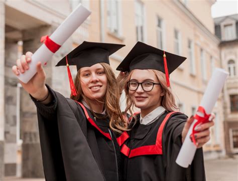 Russian Students to Receive Digital Diplomas by 2025 - GoRus.Online ...