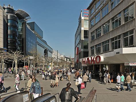 Zeil Street in Frankfurt am Main, Germany | Sygic Travel