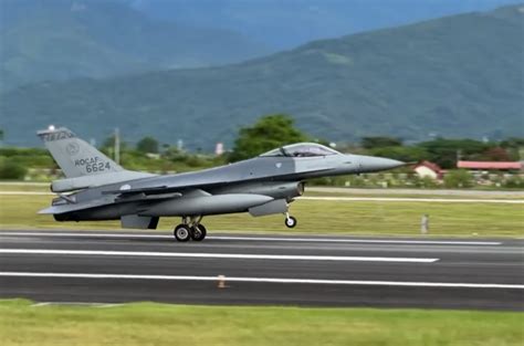 4架f 16v戰機首度起降台東豐年機場 漢光全兵力預演登場 政治 中時新聞網