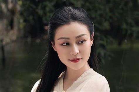 Nữ phụ hot nhất phim giờ vàng được khán giả nhận xét vượt mặt nữ chính về diễn xuất Chuyên