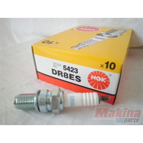 DR8ES Honda CB-125/250/400 NGK Spark Plug DR8ES