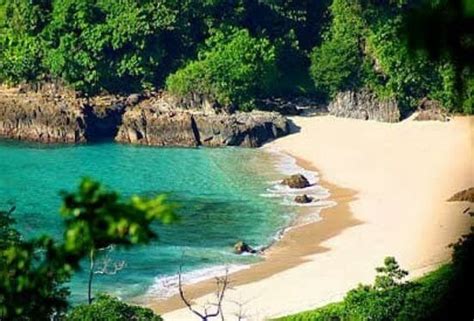 Plage de Teluk Hijau En Indonésie voyage sur mesure Archipel 360